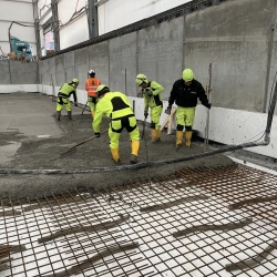 Terrændæk i beton - bygning i Rødding